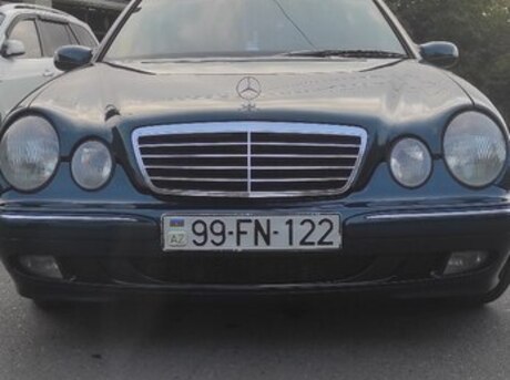 Mercedes E 220 2001
