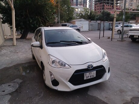 Toyota Aqua 2016