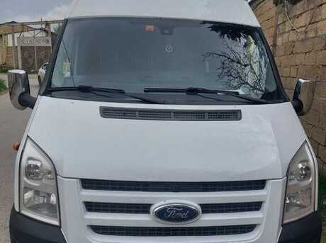 Ford Transit 2011