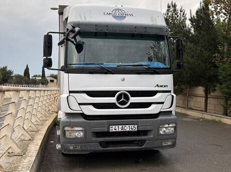 Mercedes Axor 1829 2012