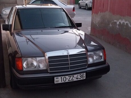 Mercedes 220 E 1993