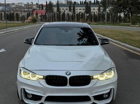 BMW 330 2016