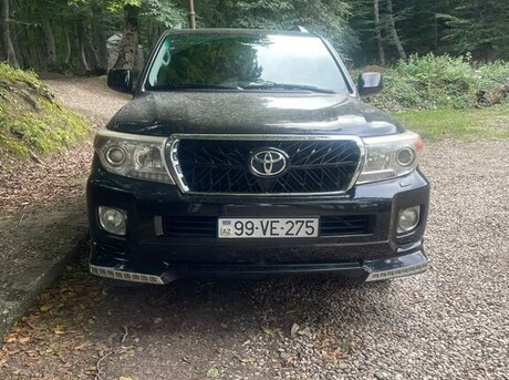 Toyota Land Cruiser 2011
