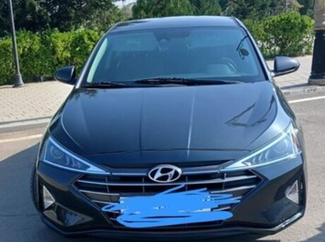 Hyundai Elantra 2020