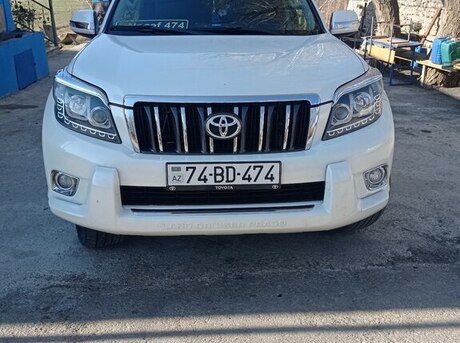 Toyota Land Cruiser Prado 2010