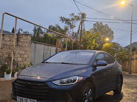 Hyundai Elantra 2018