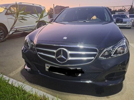Mercedes E 250 4MATIC 2015