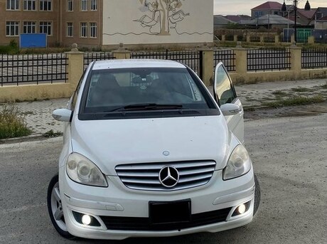 Mercedes B 170 2009