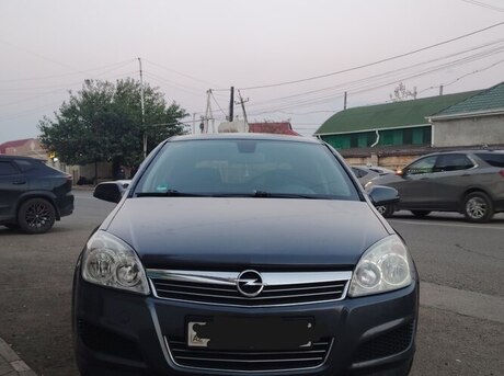 Opel Astra 2007
