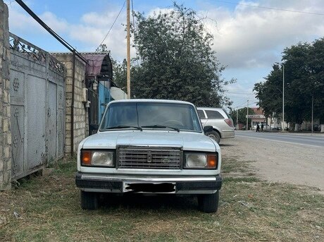 LADA (VAZ) 2107 2003