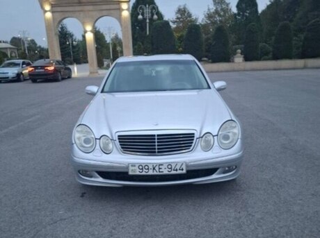 Mercedes E 240 2002