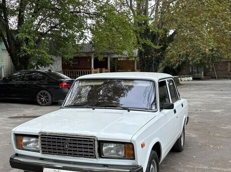 LADA (VAZ) 2107 2011