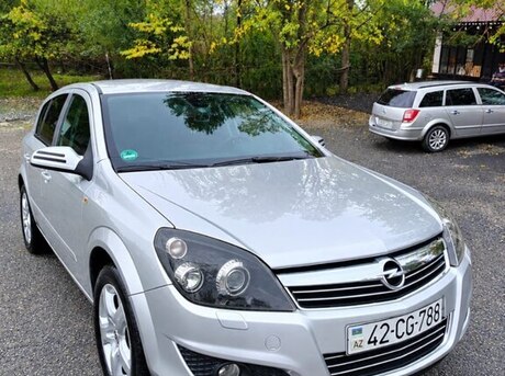 Opel Astra 2008
