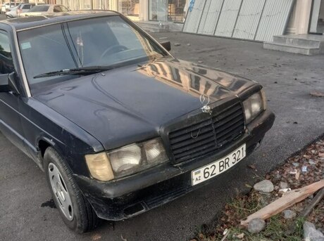 Mercedes 190 1990