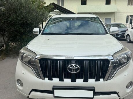 Toyota Land Cruiser Prado 2013