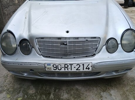 Mercedes E 220 1999