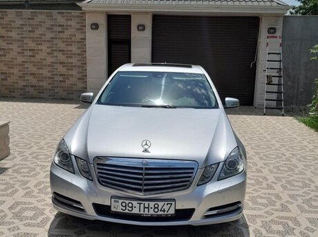 Mercedes E 220 2010