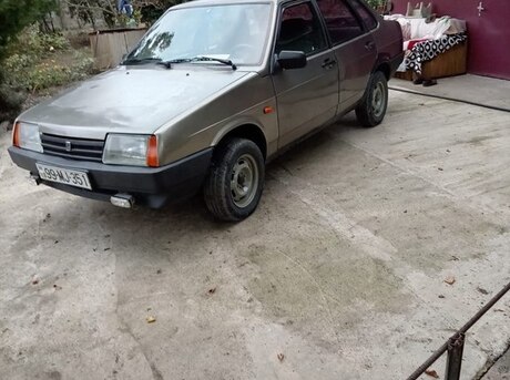 LADA (VAZ) 21099 1999