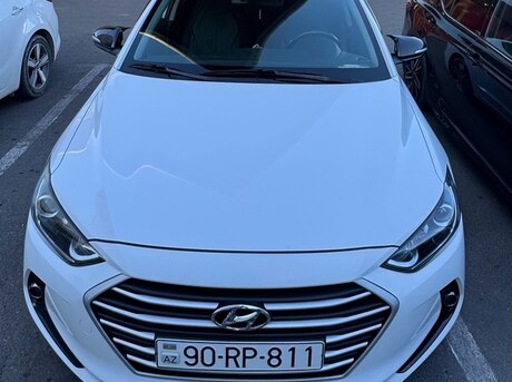 Hyundai Elantra 2016
