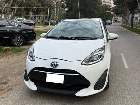 Toyota Aqua 2019