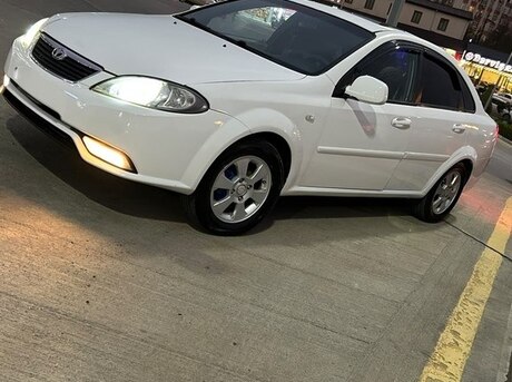 Daewoo Gentra 2014