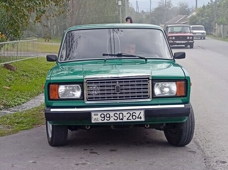 LADA (VAZ) 2107 2005