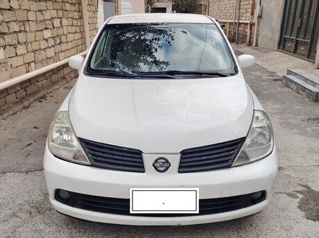 Nissan Tiida 2007
