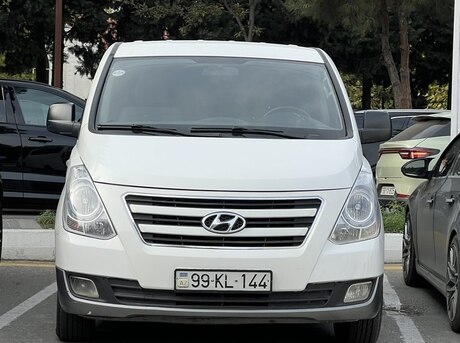 Hyundai H-1 2016