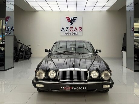 Jaguar  1985
