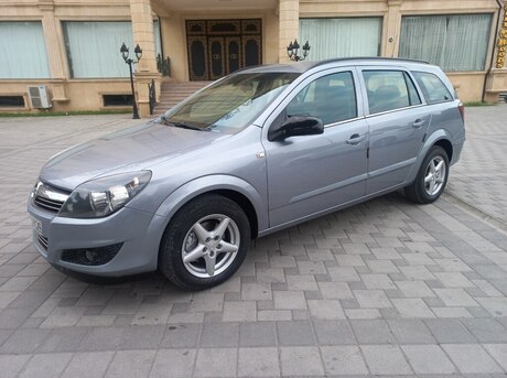 Opel Astra 2009
