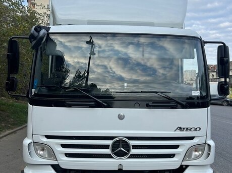 Mercedes Atego 818 2010