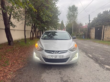 Hyundai Elantra 2015