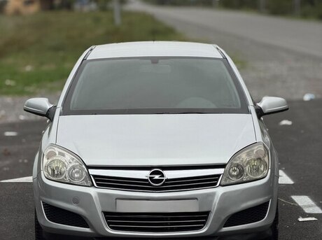 Opel Astra 2007