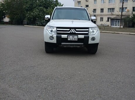 Mitsubishi Pajero 2008