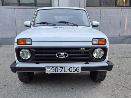 LADA (VAZ) Niva 2015