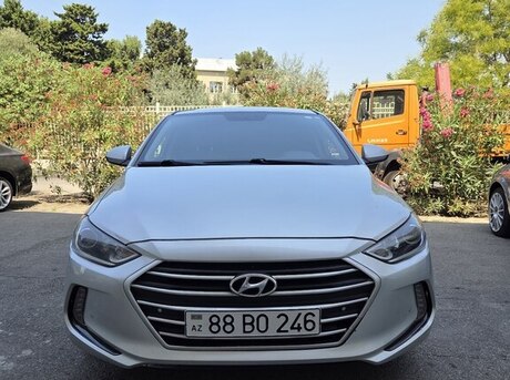 Hyundai Elantra 2017