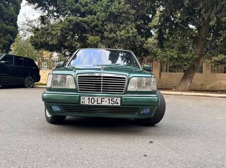 Mercedes 220 E 1994