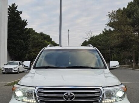 Toyota Land Cruiser 2013
