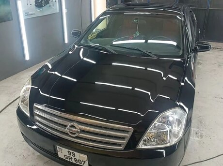 Nissan Teana 2003