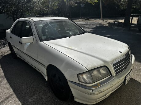 Mercedes C 230 1998