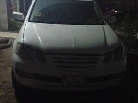Mitsubishi Airtrek 2001
