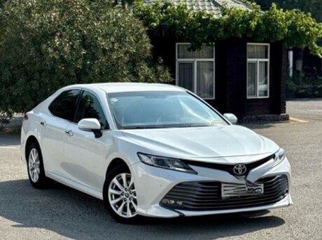 Toyota Camry 2018