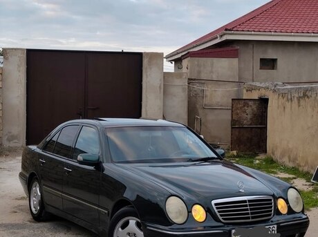 Mercedes E 240 2000