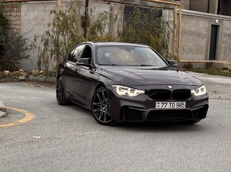BMW 328 2015