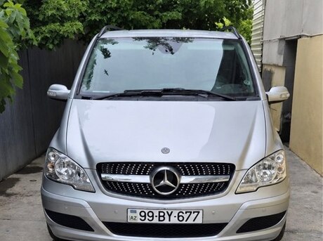 Mercedes Viano 2009