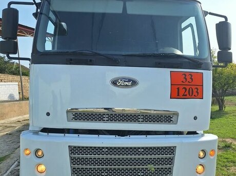 Ford Cargo 2012