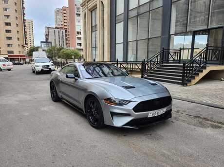 Ford Mustang 2021