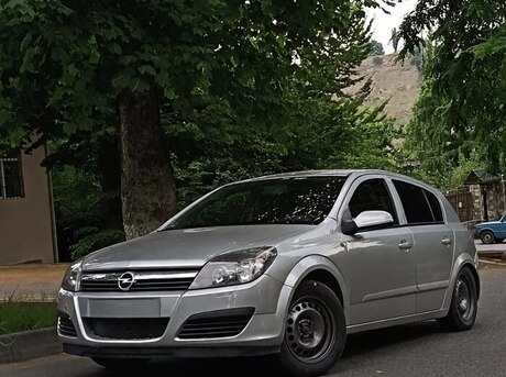 Opel Astra 2007