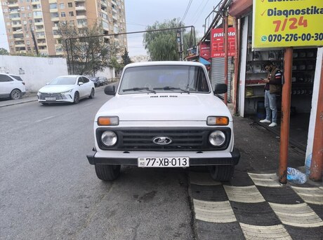 LADA (VAZ) Niva 2015