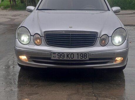 Mercedes E 240 2002